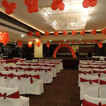 Gulmor Otel Ludhiana Dış mekan fotoğraf