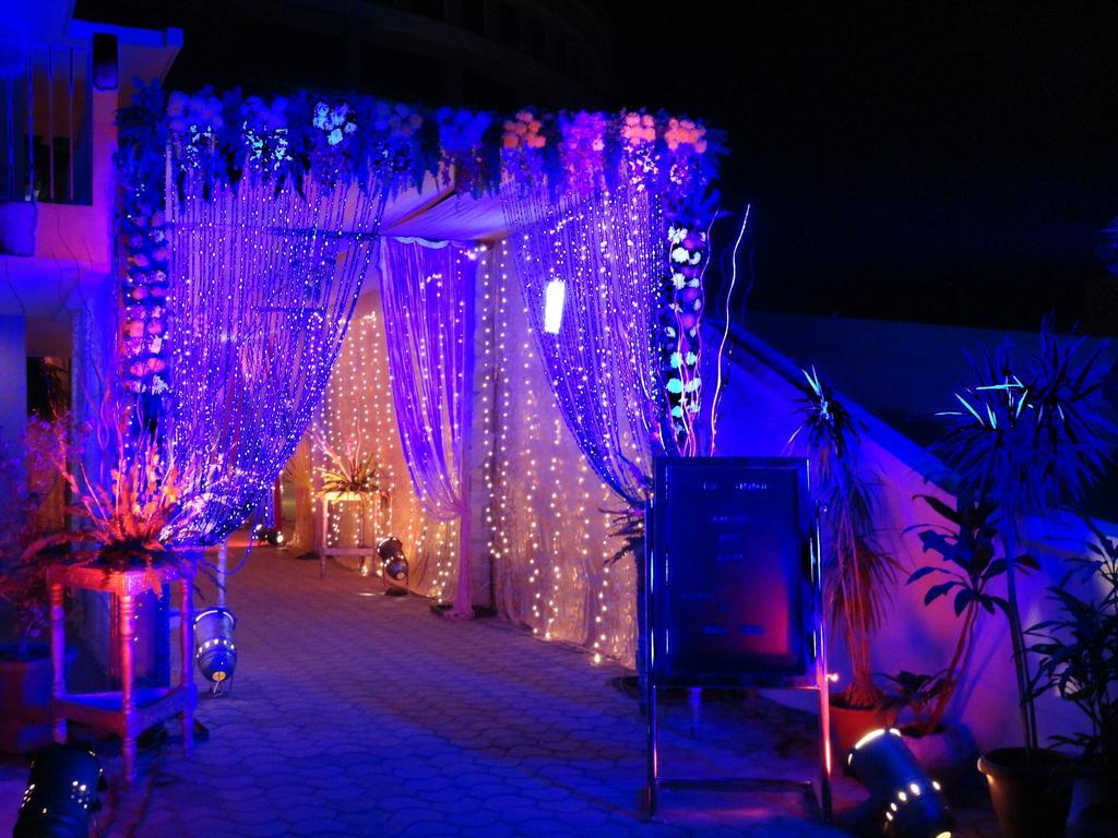 Gulmor Otel Ludhiana Dış mekan fotoğraf