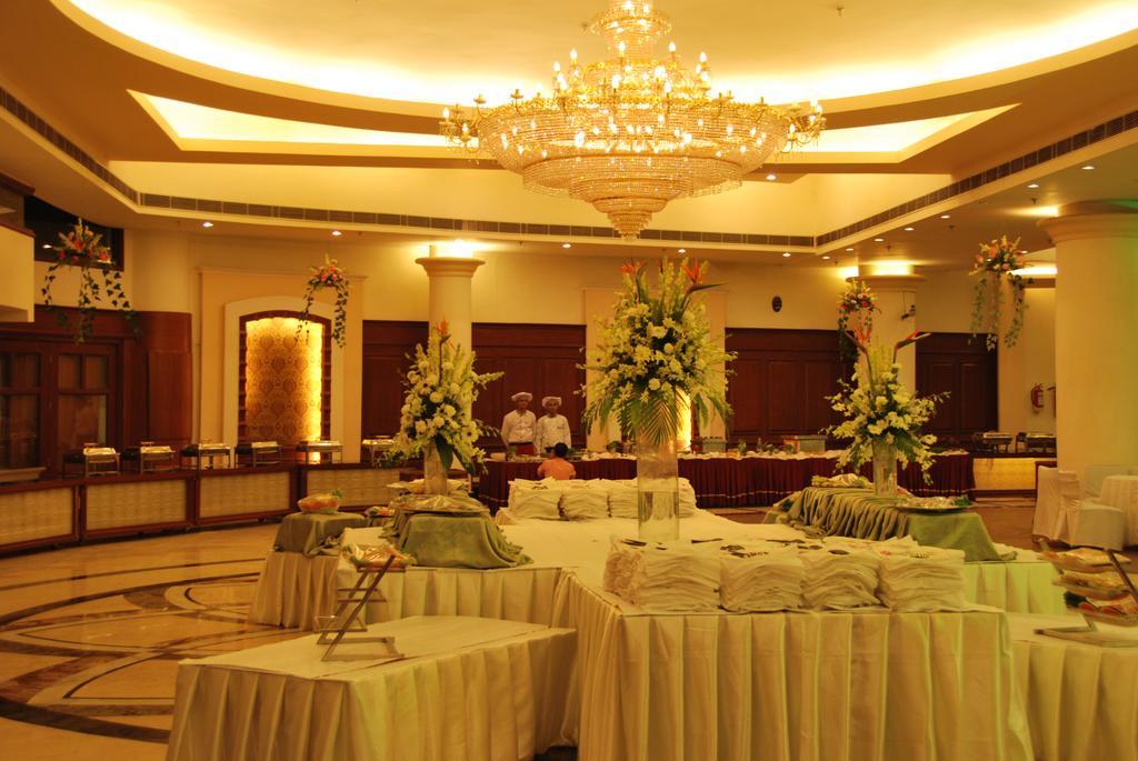 Gulmor Otel Ludhiana Dış mekan fotoğraf