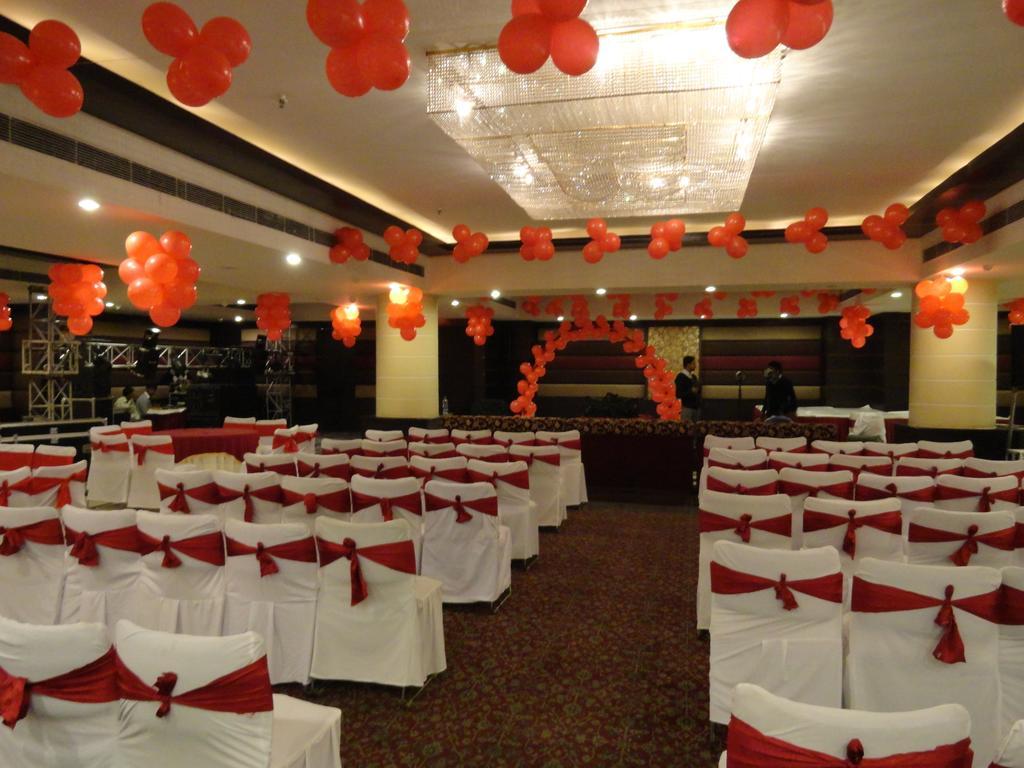 Gulmor Otel Ludhiana Dış mekan fotoğraf